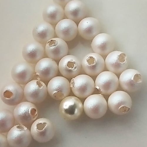 Swarovski Pearlescent White Pearl – Specialty